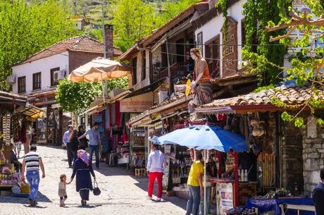 Domatia Rum Köyü - Karina - Şirince Turu